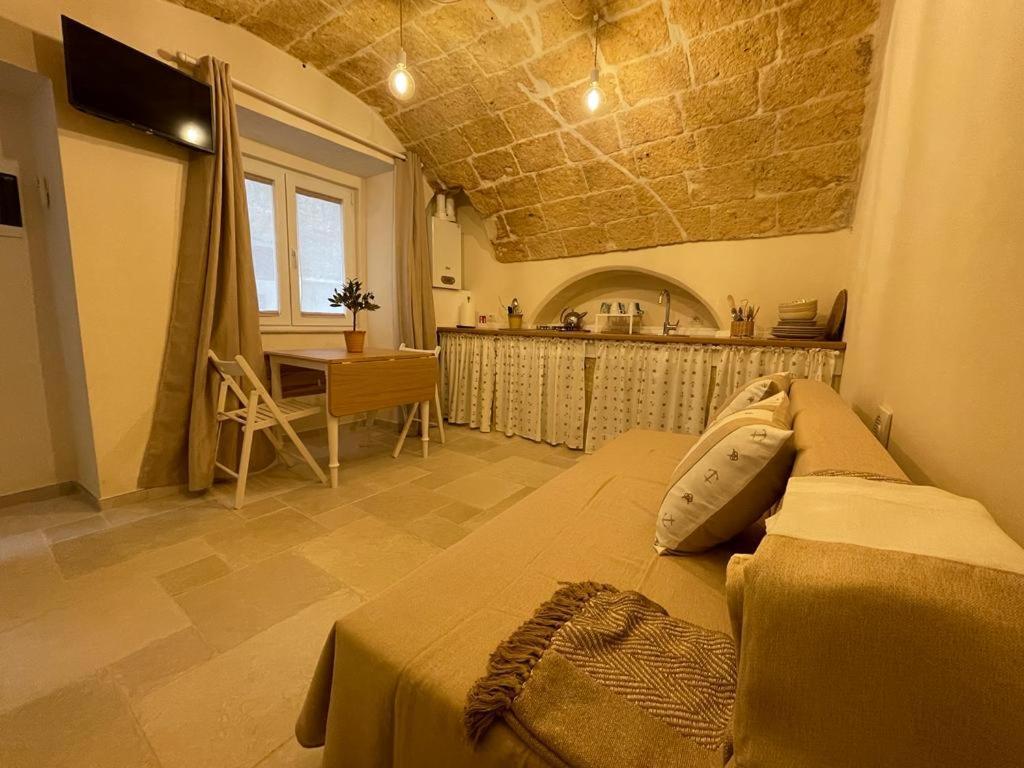 La Piccola Sanremo - Room & Coffee - Monopoli Bagian luar foto