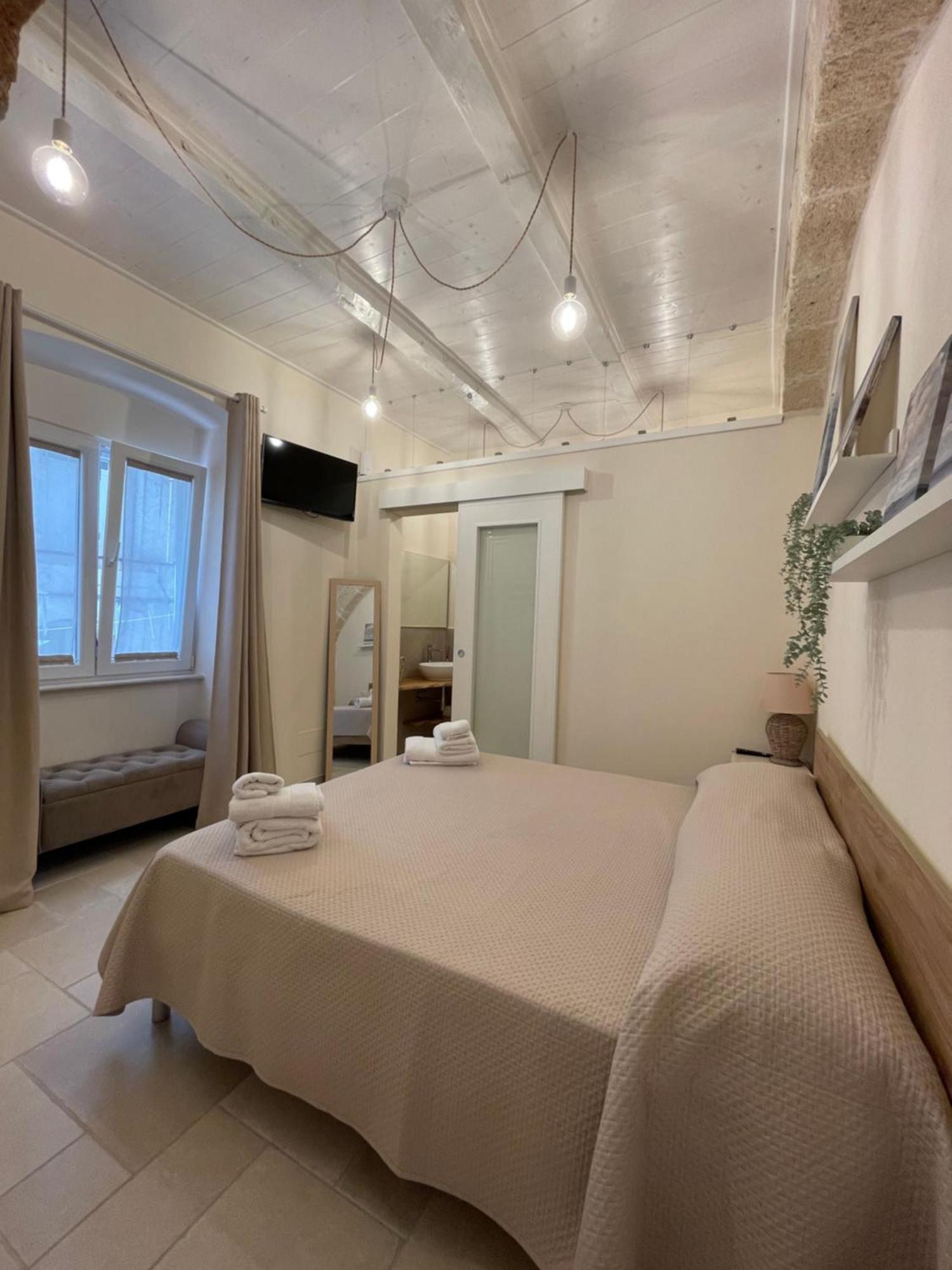 La Piccola Sanremo - Room & Coffee - Monopoli Bagian luar foto